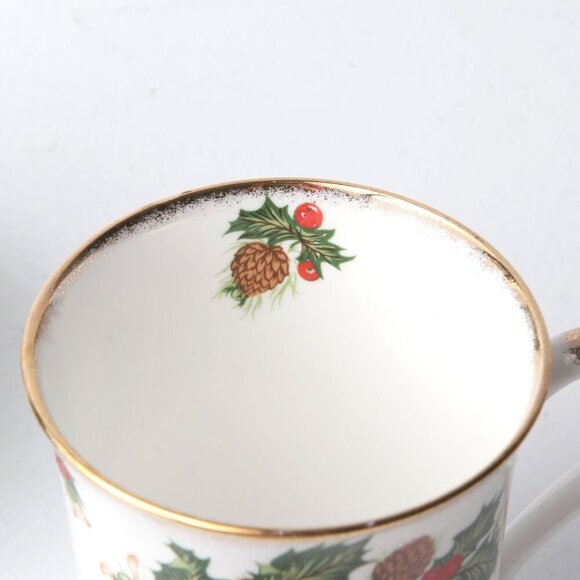 Vintage Queens Rosina Yuletide Christmas Tea Coffee Mug Creamer Sugar Bowl China - Picture 10 of 10